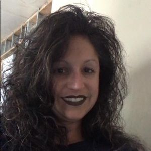 Meet your Posher, Helen